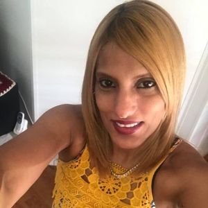 Meet your Posher, Denise